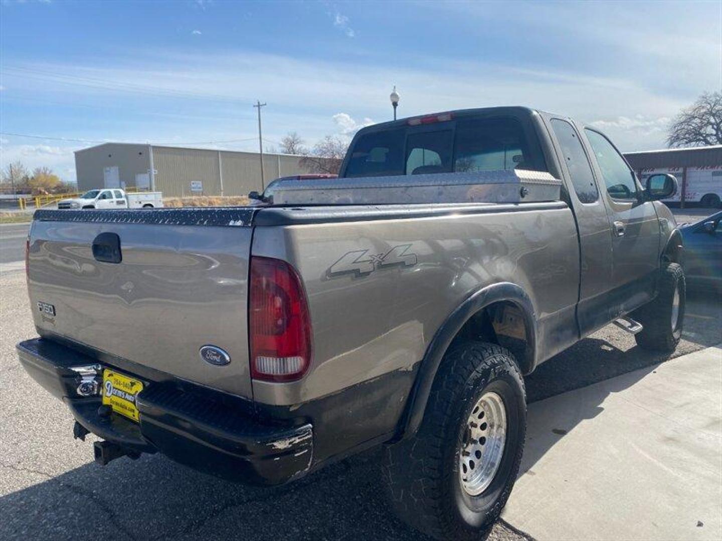 2003 Tan Ford F-150 XL 4dr SuperCab XL (1FTRX18W63N) with an Triton 4.6L V8 231hp 293ft. lbs. engine, 5 Speed Manual transmission, located at 842 E South Street, Powell, WY, 82435, (307) 754-7289, 44.752300, -108.746933 - Photo#2