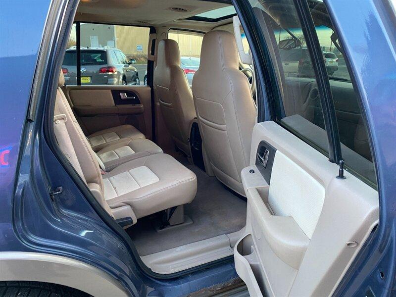 2003 Medium Wedgewood Blue Clearcoat Ford Expedition Eddie Bauer (1FMFU18L13L) with an Triton 5.4L V8 260hp 350ft. lbs. engine, Automatic transmission, located at 842 E South Street, Powell, WY, 82435, (307) 754-7289, 44.752300, -108.746933- Photo#19