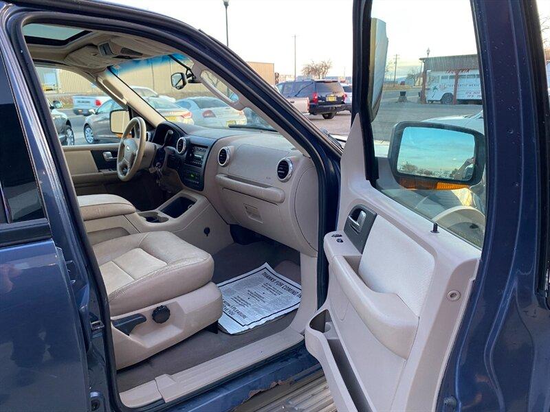2003 Medium Wedgewood Blue Clearcoat Ford Expedition Eddie Bauer (1FMFU18L13L) with an Triton 5.4L V8 260hp 350ft. lbs. engine, Automatic transmission, located at 842 E South Street, Powell, WY, 82435, (307) 754-7289, 44.752300, -108.746933- Photo#23