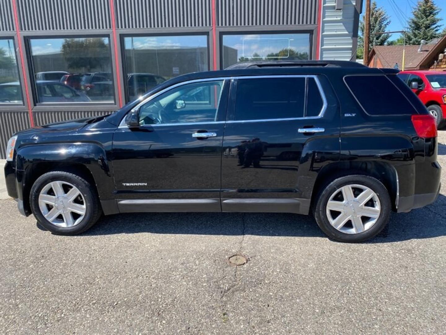 2010 Black GMC Terrain SLT-1 (2CTALFEWXA6) with an 2.4L I4 182hp 174ft. lbs. engine, 6-Speed Shiftable Au transmission, located at 842 E South Street, Powell, WY, 82435, (307) 754-7289, 44.752300, -108.746933- Photo#20