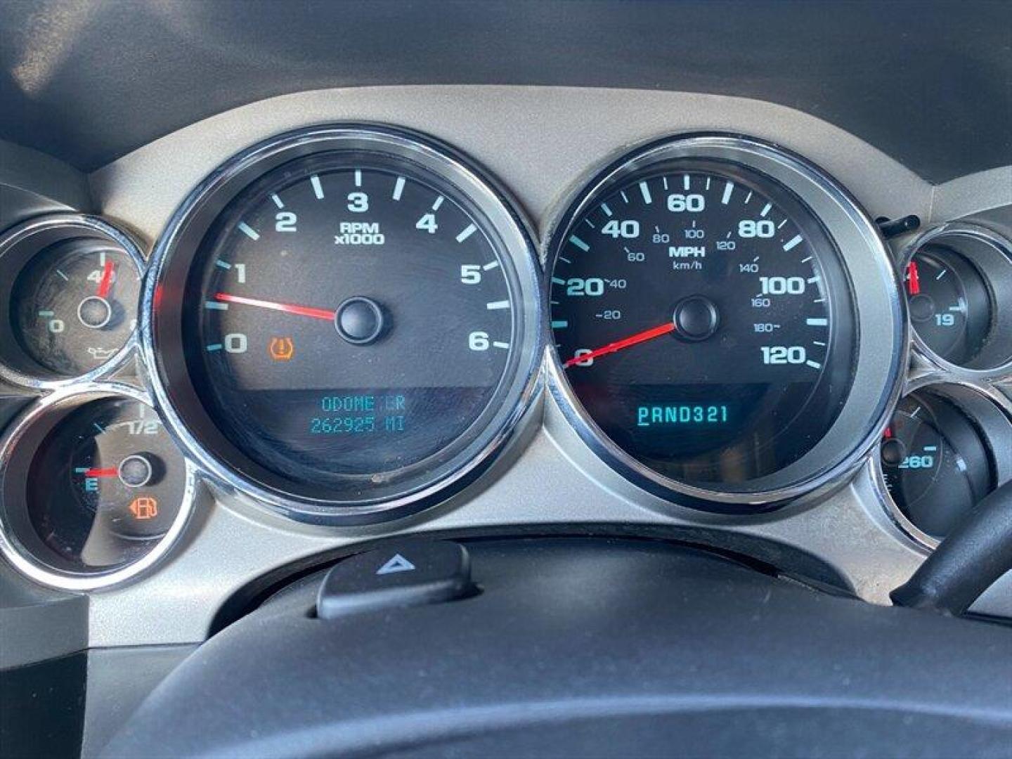 2008 Silver GMC Sierra 1500 Work Truck (2GTEK133381) with an Vortec Aluminum Block 5.3L Flex Fuel V8 315hp 338f engine, Automatic transmission, located at 842 E South Street, Powell, WY, 82435, (307) 754-7289, 44.752300, -108.746933 - Photo#6