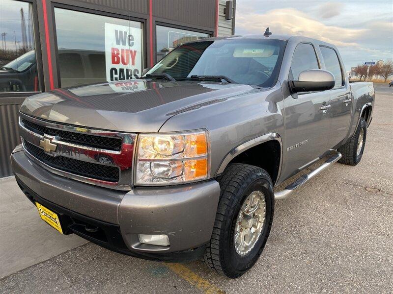photo of 2007 Chevrolet Silverado 1500 LTZ LTZ 4dr Crew Cab Truck