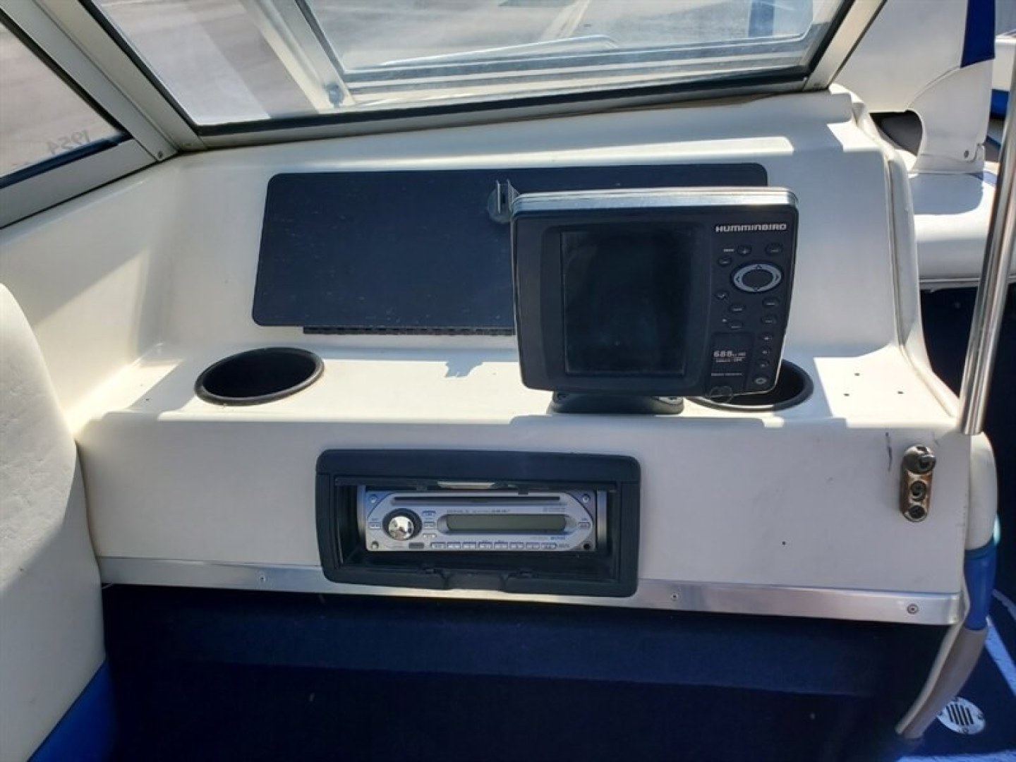 1998 White BAYLINER CAPRI (BL3B58CWA89) , located at 842 E South Street, Powell, WY, 82435, (307) 754-7289, 44.752300, -108.746933- Photo#11