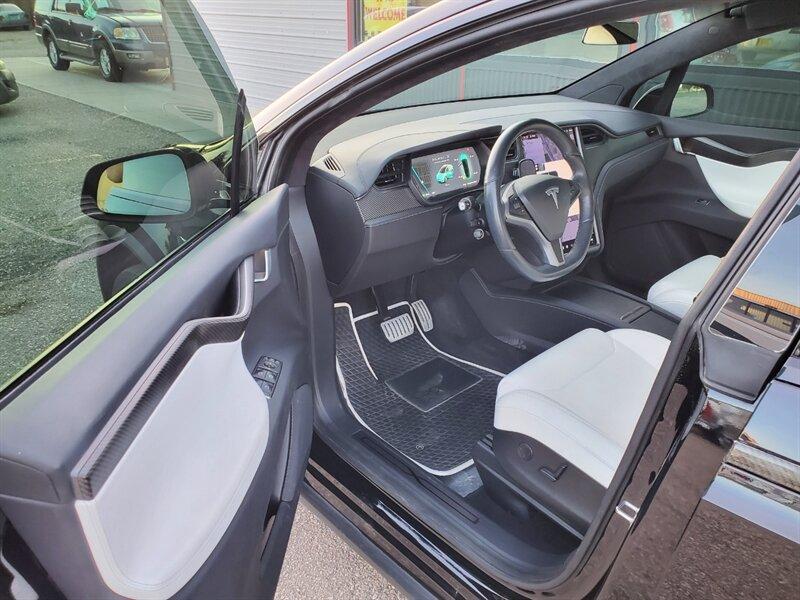 2019 Solid Black Tesla Model X Performance (5YJXCBE46KF) with an Electric 762hp 730ft. lbs. engine, Automatic transmission, located at 842 E South Street, Powell, WY, 82435, (307) 754-7289, 44.752300, -108.746933- Photo#4