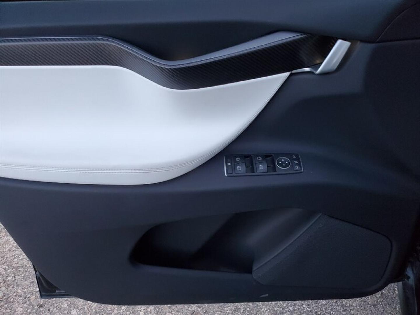 2019 Solid Black Tesla Model X Performance (5YJXCBE46KF) with an Electric 762hp 730ft. lbs. engine, Automatic transmission, located at 842 E South Street, Powell, WY, 82435, (307) 754-7289, 44.752300, -108.746933- Photo#5