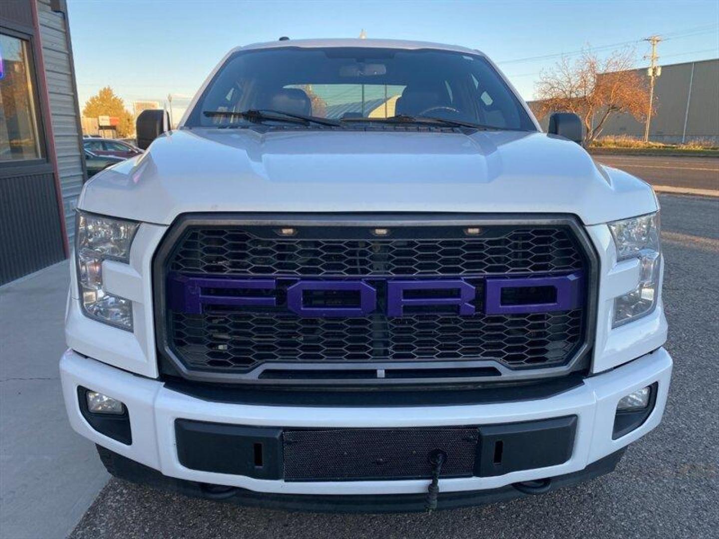 2017 Oxford White Ford F-150 XLT (1FTEW1EG8HF) with an EcoBoost 3.5L Twin Turbo V6 375hp 470ft. lbs. engine, Automatic transmission, located at 842 E South Street, Powell, WY, 82435, (307) 754-7289, 44.752300, -108.746933 - Photo#23