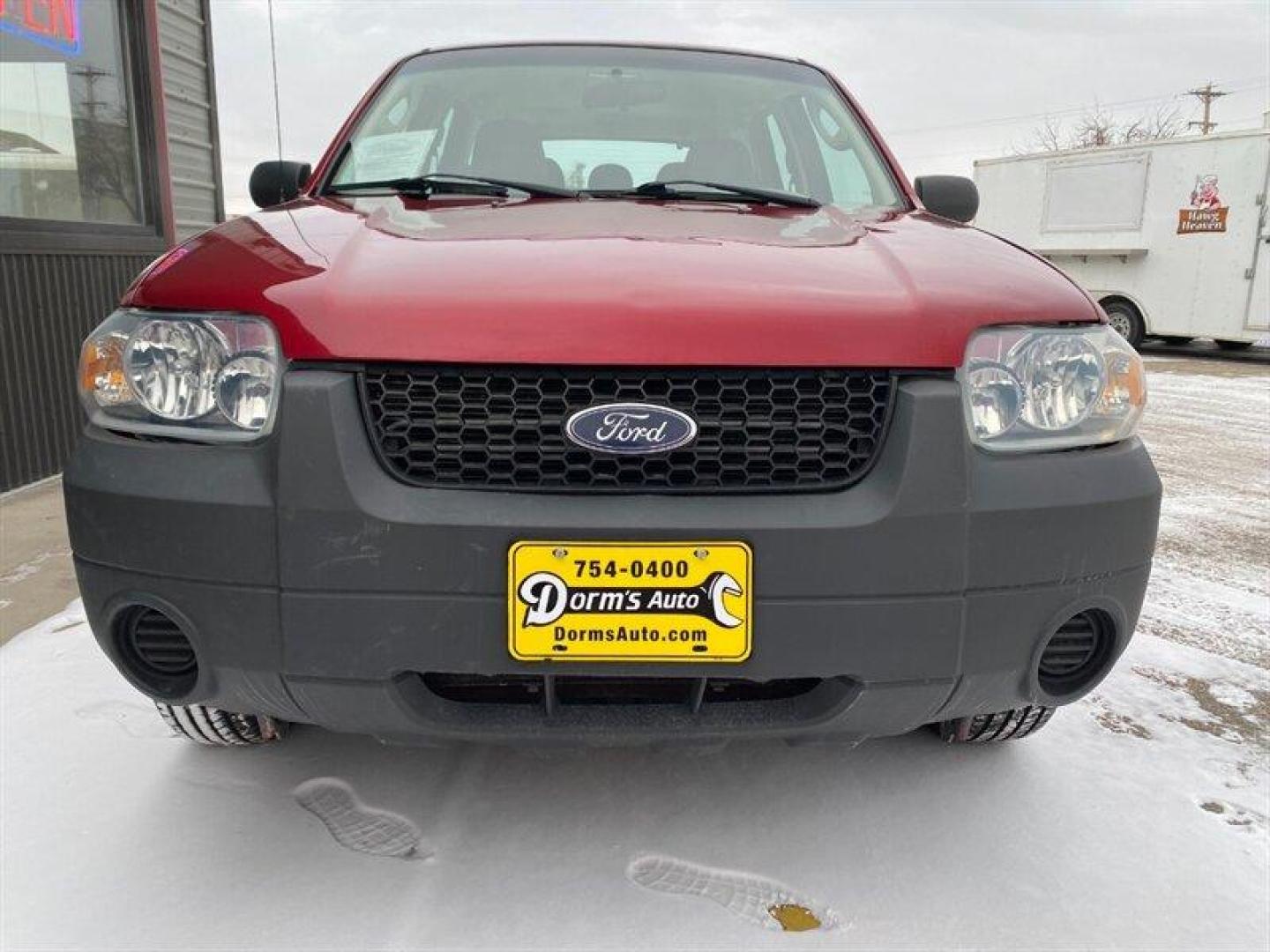 2007 Redfire Clearcoat Metallic Ford Escape XLS (1FMYU92Z17K) with an 2.3L inline 4 double overhead camshaft 16V engine, 5 Speed Manual transmission, located at 842 E South Street, Powell, WY, 82435, (307) 754-7289, 44.752300, -108.746933 - Photo#24