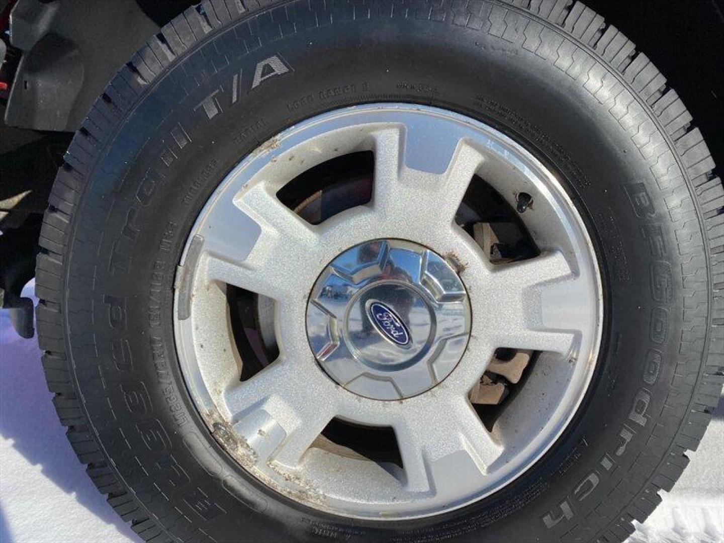 2009 Royal Red Clearcoat Metallic Ford F-150 XL (1FTPW14V19F) with an Triton 5.4L Flex Fuel V8 320hp 390ft. lbs. engine, Automatic transmission, located at 842 E South Street, Powell, WY, 82435, (307) 754-7289, 44.752300, -108.746933 - Photo#22