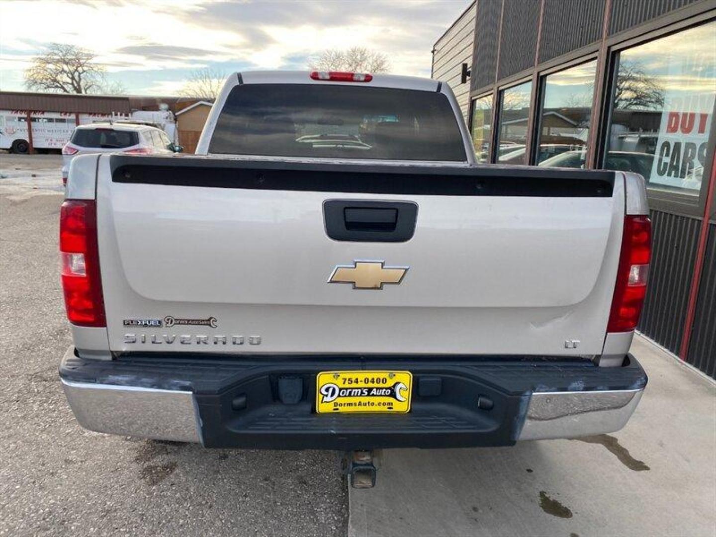 2009 Silver Birch Metallic Chevrolet Silverado 1500 LT (3GCEK23319G) with an Iron Block 5.3L Flex Fuel V8 315hp 338ft. lbs. engine, Automatic transmission, located at 842 E South Street, Powell, WY, 82435, (307) 754-7289, 44.752300, -108.746933 - Photo#24