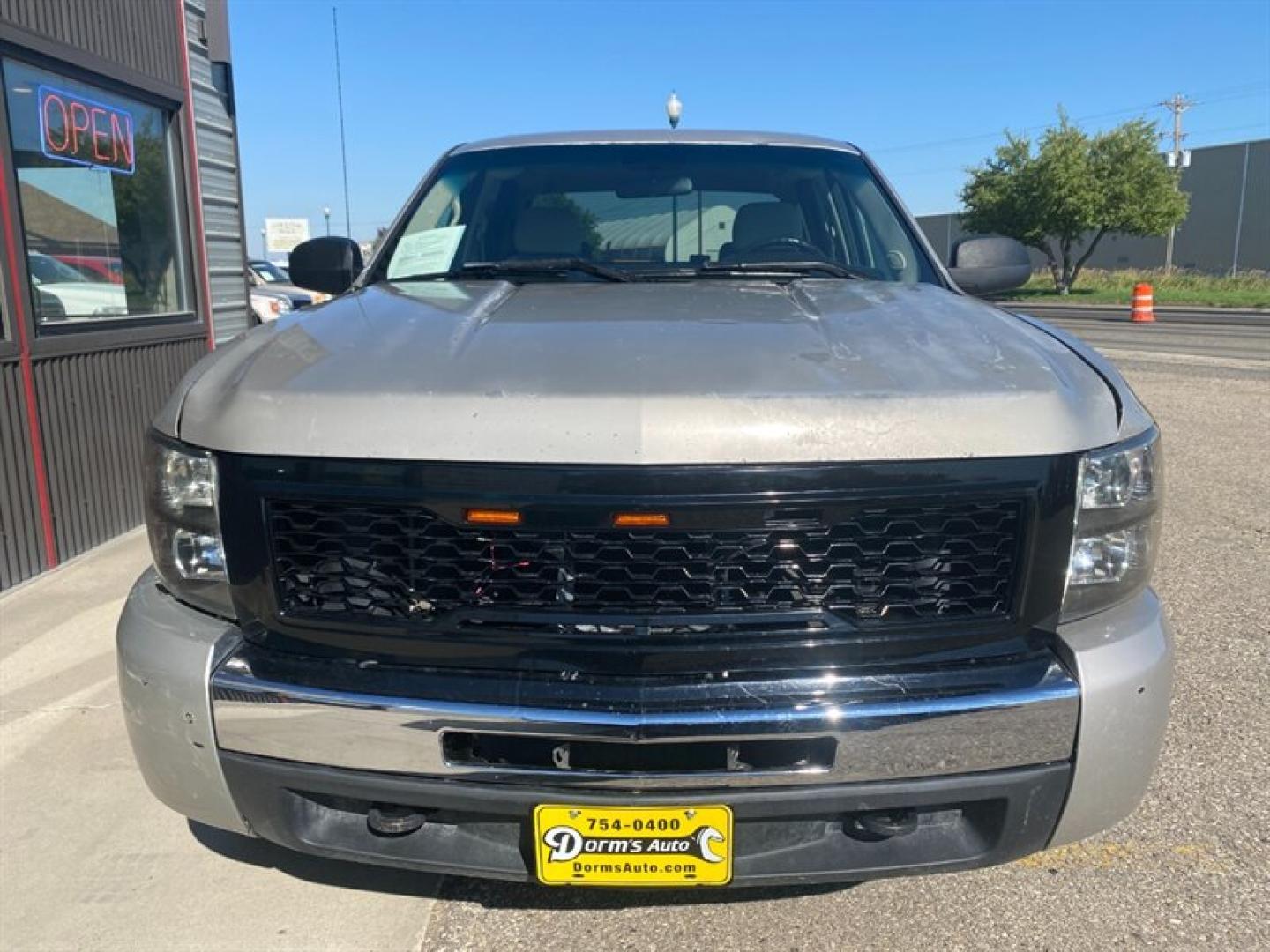 2009 Silver Chevrolet Silverado 1500 LT (3GCEK23319G) with an Vortec Aluminum Block 5.3L Flex Fuel V8 315hp 338f engine, 6-Speed Shiftable Au transmission, located at 842 E South Street, Powell, WY, 82435, (307) 754-7289, 44.752300, -108.746933- Photo#20
