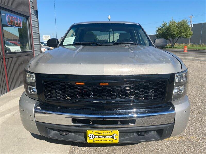 2009 Silver Chevrolet Silverado 1500 LT (3GCEK23319G) with an Vortec Aluminum Block 5.3L Flex Fuel V8 315hp 338f engine, 6-Speed Shiftable Au transmission, located at 842 E South Street, Powell, WY, 82435, (307) 754-7289, 44.752300, -108.746933- Photo#20
