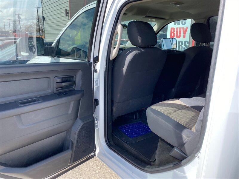 2012 Bright White Clear Coat RAM 2500 ST (3C6TD5CT5CG) with an HEMI 5.7L V8 383hp 400ft. lbs. engine, Automatic transmission, located at 842 E South Street, Powell, WY, 82435, (307) 754-7289, 44.752300, -108.746933- Photo#9
