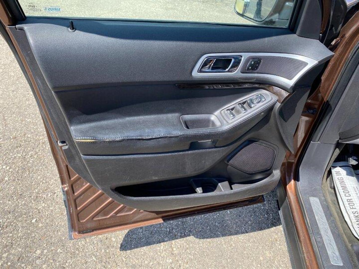 2012 Brown Ford Explorer Limited (1FMHK8F82CG) with an 3.5L V6 290hp 255ft. lbs. engine, 6-Speed Shiftable Au transmission, located at 842 E South Street, Powell, WY, 82435, (307) 754-7289, 44.752300, -108.746933 - Photo#4