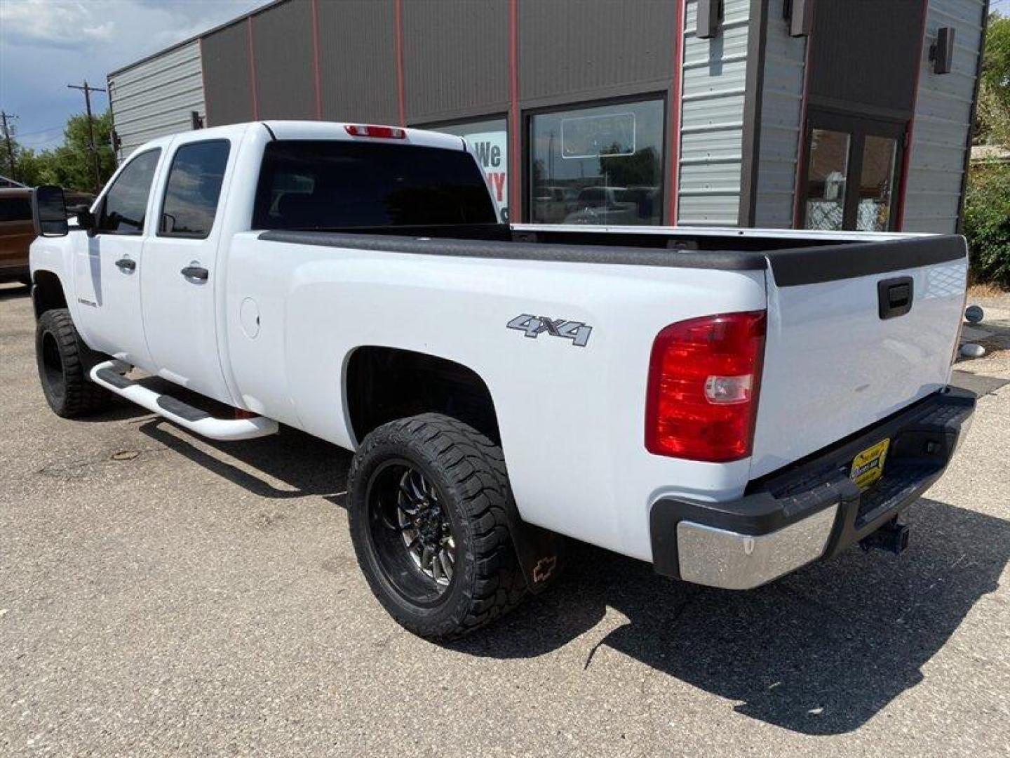 2008 White Chevrolet Silverado 2500 Work Truck (1GCHK23698F) with an Duramax 6.6L Diesel Turbo V8 365hp 660ft. lbs. engine, Allison 1000 6-Speed transmission, located at 842 E South Street, Powell, WY, 82435, (307) 754-7289, 44.752300, -108.746933 - Photo#3