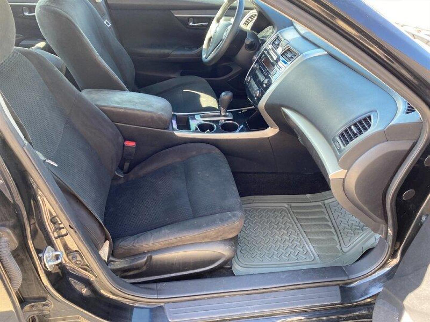 2014 Black Nissan Altima 2.5 (1N4AL3AP0EC) with an 2.5L I4 182hp 180ft. lbs. engine, Automatic transmission, located at 842 E South Street, Powell, WY, 82435, (307) 754-7289, 44.752300, -108.746933 - Photo#14
