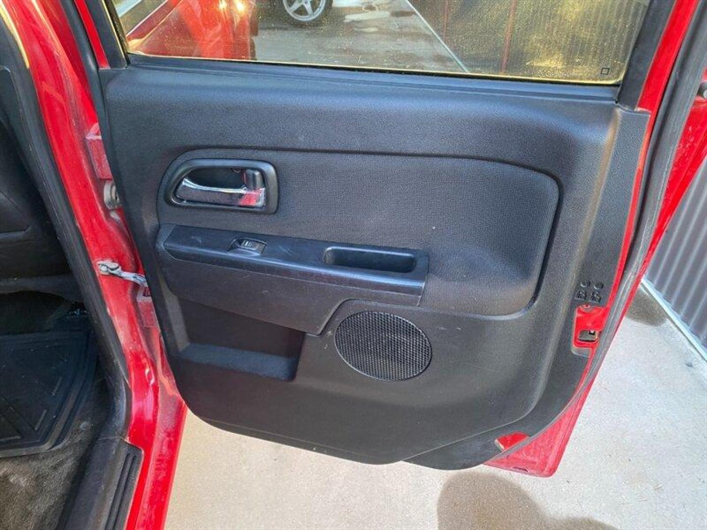 2012 Victory Red Chevrolet Colorado LT (1GCHTDFE7C8) with an 3.7L I5 242hp 242ft. lbs. engine, Automatic transmission, located at 842 E South Street, Powell, WY, 82435, (307) 754-7289, 44.752300, -108.746933 - Photo#11