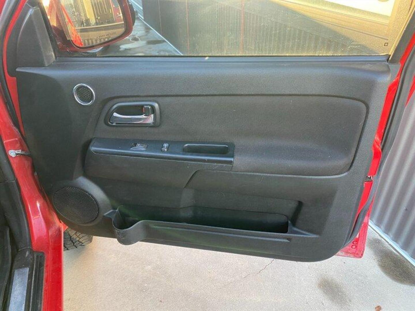 2012 Victory Red Chevrolet Colorado LT (1GCHTDFE7C8) with an 3.7L I5 242hp 242ft. lbs. engine, Automatic transmission, located at 842 E South Street, Powell, WY, 82435, (307) 754-7289, 44.752300, -108.746933 - Photo#13