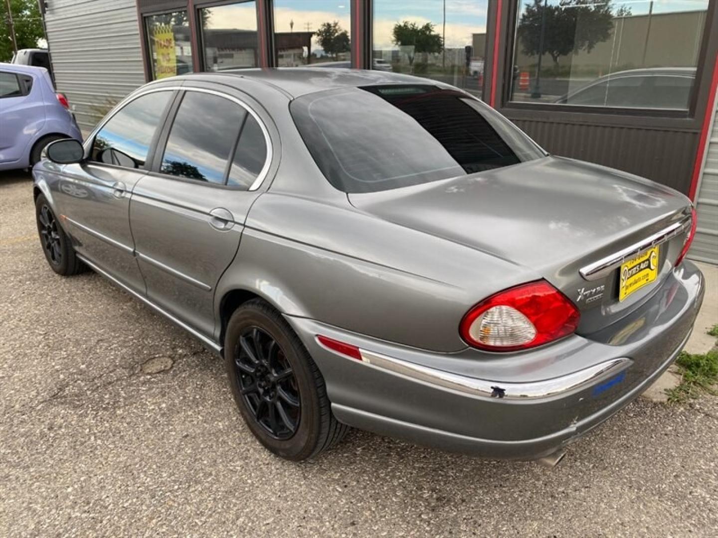2006 Blue Jaguar X-Type 3.0L (SAJWA51A06W) with an 3.0L NA V6 double overhead cam (DOHC) 24V engine, 5-Speed Shiftable Au transmission, located at 842 E South Street, Powell, WY, 82435, (307) 754-7289, 44.752300, -108.746933 - Photo#3