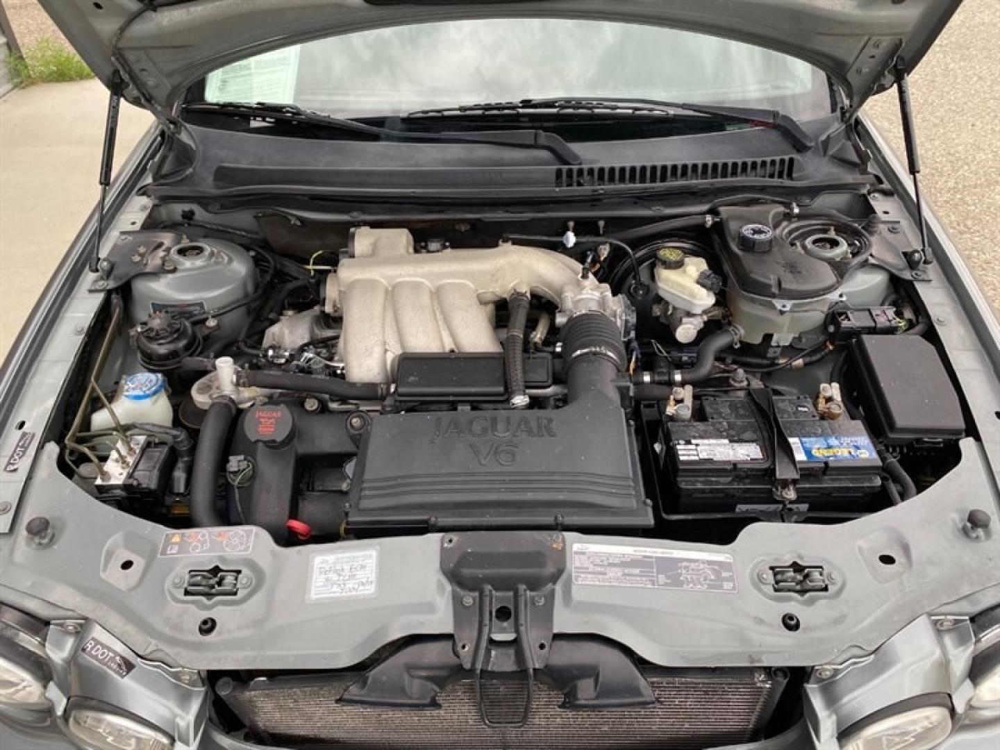 2006 Blue Jaguar X-Type 3.0L (SAJWA51A06W) with an 3.0L NA V6 double overhead cam (DOHC) 24V engine, 5-Speed Shiftable Au transmission, located at 842 E South Street, Powell, WY, 82435, (307) 754-7289, 44.752300, -108.746933 - Photo#15