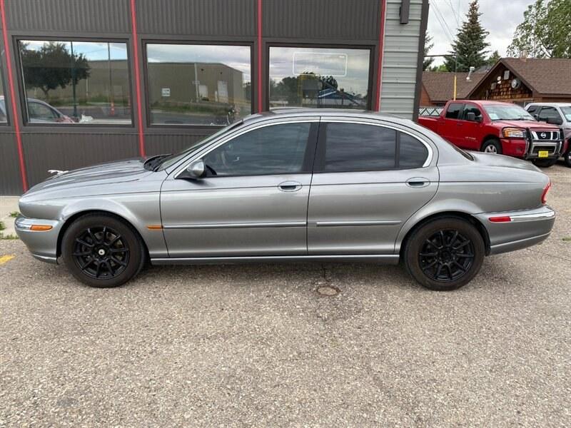 2006 Blue Jaguar X-Type 3.0L (SAJWA51A06W) with an 3.0L NA V6 double overhead cam (DOHC) 24V engine, 5-Speed Shiftable Au transmission, located at 842 E South Street, Powell, WY, 82435, (307) 754-7289, 44.752300, -108.746933- Photo#19