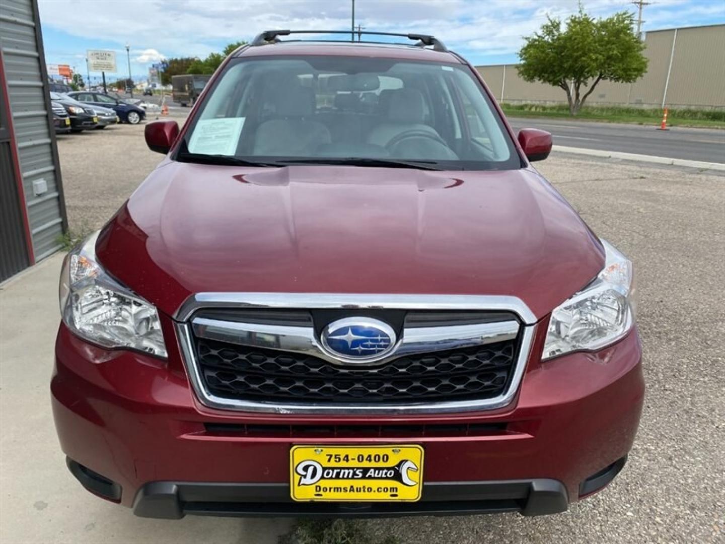 2016 Venetian Red Pearl Subaru Forester 2.5i Premium (JF2SJADC9GH) with an 2.5L H4 170hp 174ft. lbs. engine, Automatic transmission, located at 842 E South Street, Powell, WY, 82435, (307) 754-7289, 44.752300, -108.746933- Photo#18