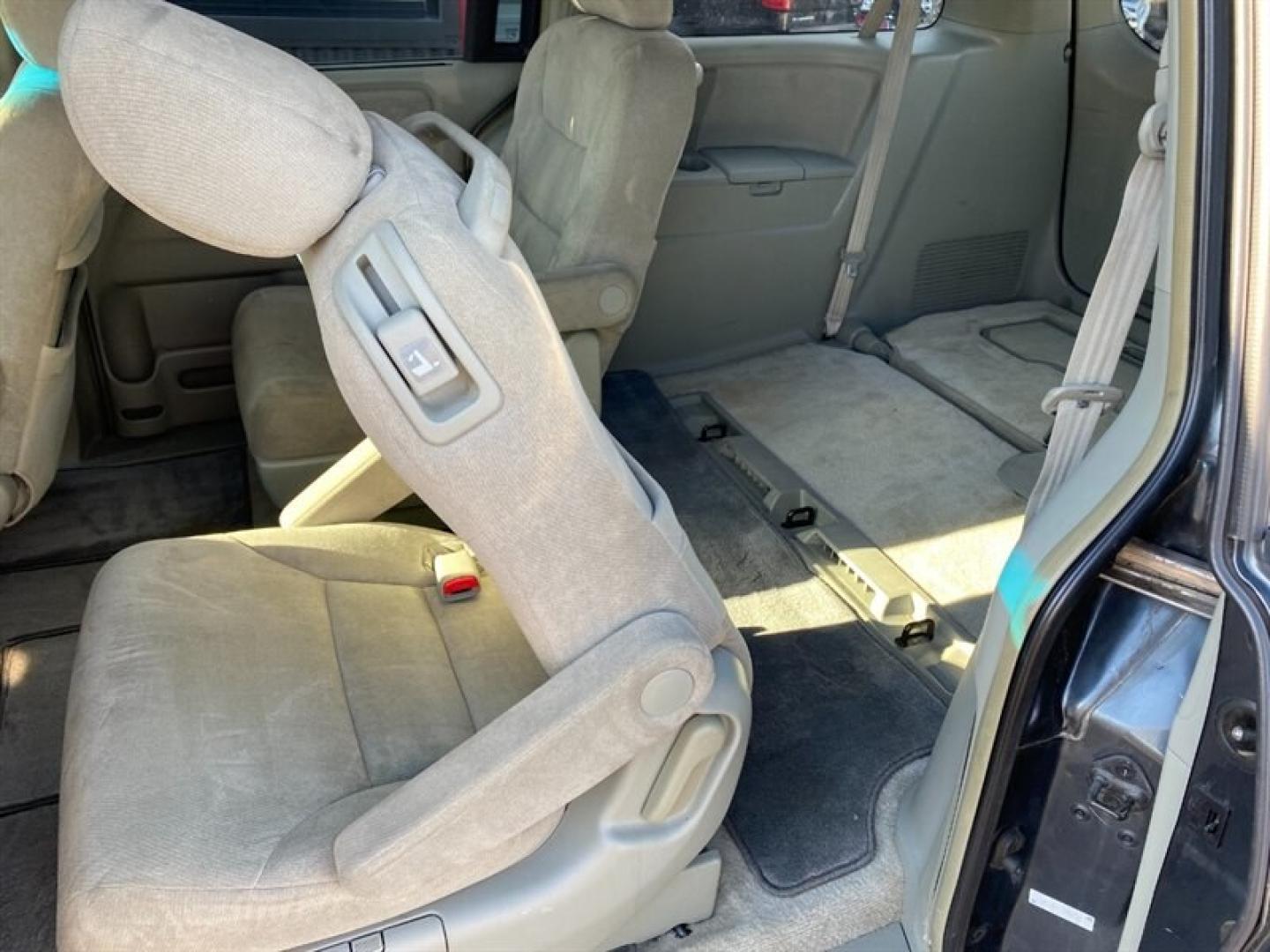 2006 Blue Honda Odyssey EX (5FNRL384X6B) with an 3L NA V6 single overhead cam (SOHC) 24V engine, Automatic transmission, located at 842 E South Street, Powell, WY, 82435, (307) 754-7289, 44.752300, -108.746933- Photo#12