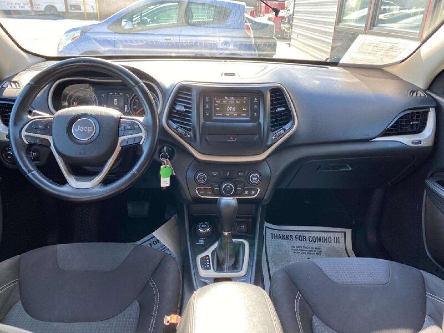 2015 Billet Silver Metallic Clear Coat Jeep Cherokee Latitude (1C4PJMCB4FW) with an 2.4L I4 180hp 171ft. lbs. engine, 9-Speed Shiftable Au transmission, located at 842 E South Street, Powell, WY, 82435, (307) 754-7289, 44.752300, -108.746933- Photo#8
