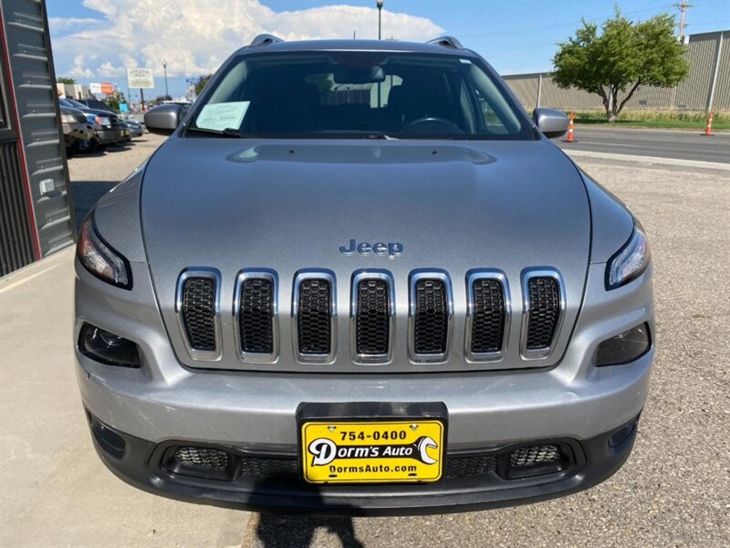 2015 Billet Silver Metallic Clear Coat Jeep Cherokee Latitude (1C4PJMCB4FW) with an 2.4L I4 180hp 171ft. lbs. engine, 9-Speed Shiftable Au transmission, located at 842 E South Street, Powell, WY, 82435, (307) 754-7289, 44.752300, -108.746933- Photo#20