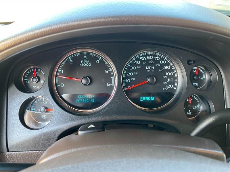 2008 Tan GMC Yukon XL Denali (1GKFK66848J) with an Vortec 6.2L V8 380hp 417ft. lbs. engine, 6-Speed Shiftable Au transmission, located at 842 E South Street, Powell, WY, 82435, (307) 754-7289, 44.752300, -108.746933- Photo#6