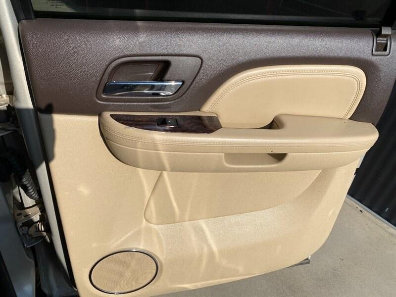 2008 Tan GMC Yukon XL Denali (1GKFK66848J) with an Vortec 6.2L V8 380hp 417ft. lbs. engine, 6-Speed Shiftable Au transmission, located at 842 E South Street, Powell, WY, 82435, (307) 754-7289, 44.752300, -108.746933- Photo#13