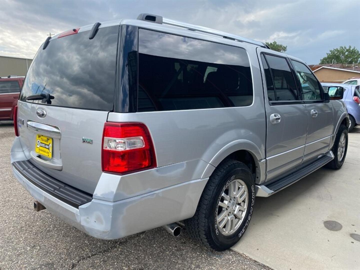 2012 Silver Ford Expedition EL Limited (1FMJK2A56CE) with an 5.4L Flex Fuel V8 310hp 365ft. lbs. engine, Automatic transmission, located at 842 E South Street, Powell, WY, 82435, (307) 754-7289, 44.752300, -108.746933- Photo#2