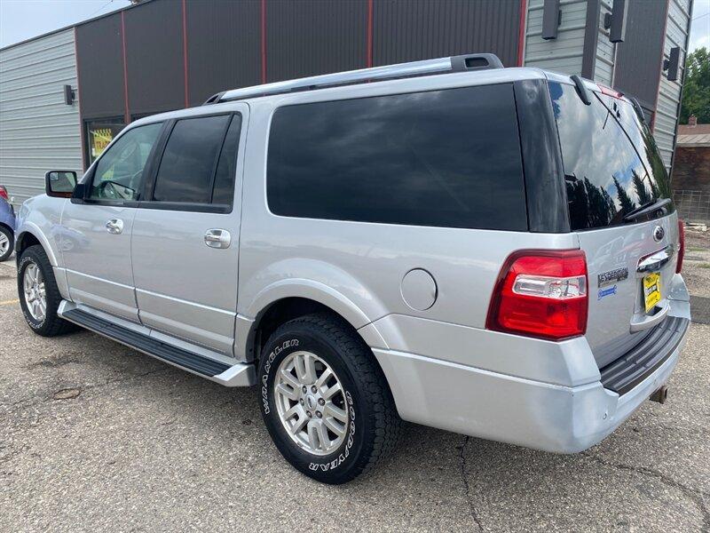 2012 Silver Ford Expedition EL Limited (1FMJK2A56CE) with an 5.4L Flex Fuel V8 310hp 365ft. lbs. engine, Automatic transmission, located at 842 E South Street, Powell, WY, 82435, (307) 754-7289, 44.752300, -108.746933- Photo#3