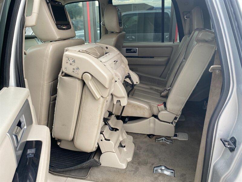 2012 Silver Ford Expedition EL Limited (1FMJK2A56CE) with an 5.4L Flex Fuel V8 310hp 365ft. lbs. engine, Automatic transmission, located at 842 E South Street, Powell, WY, 82435, (307) 754-7289, 44.752300, -108.746933- Photo#12