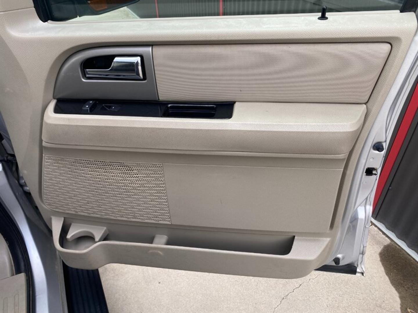 2012 Silver Ford Expedition EL Limited (1FMJK2A56CE) with an 5.4L Flex Fuel V8 310hp 365ft. lbs. engine, Automatic transmission, located at 842 E South Street, Powell, WY, 82435, (307) 754-7289, 44.752300, -108.746933- Photo#20