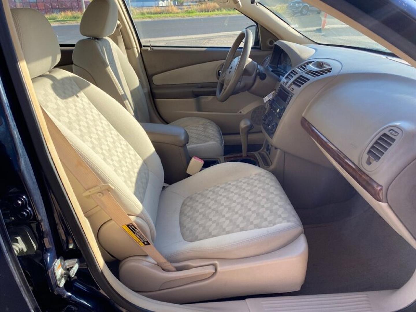 2005 Blue Chevrolet Malibu Maxx LS (1G1ZT64805F) with an 3.5L V6 200hp 220ft. lbs. engine, Automatic transmission, located at 842 E South Street, Powell, WY, 82435, (307) 754-7289, 44.752300, -108.746933- Photo#15