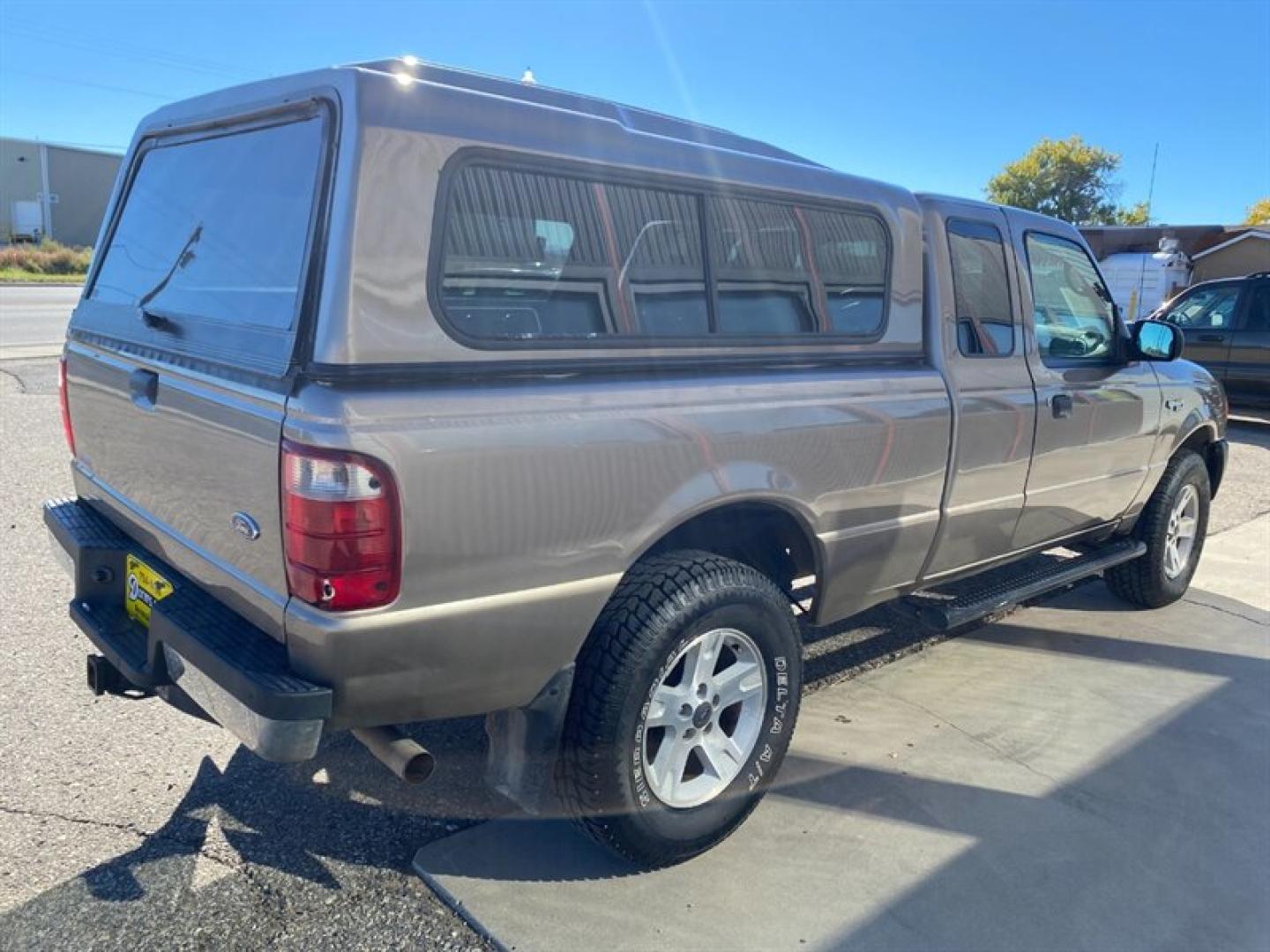 2005 Tan Ford Ranger XL 2dr SuperCab XL (1FTYR15E45P) with an 4.0L V6 207hp 238ft. lbs. engine, 5 Speed Manual transmission, located at 842 E South Street, Powell, WY, 82435, (307) 754-7289, 44.752300, -108.746933- Photo#2